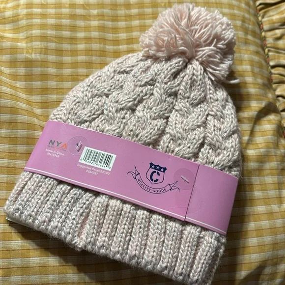 Hat set - Picture 3 of 5